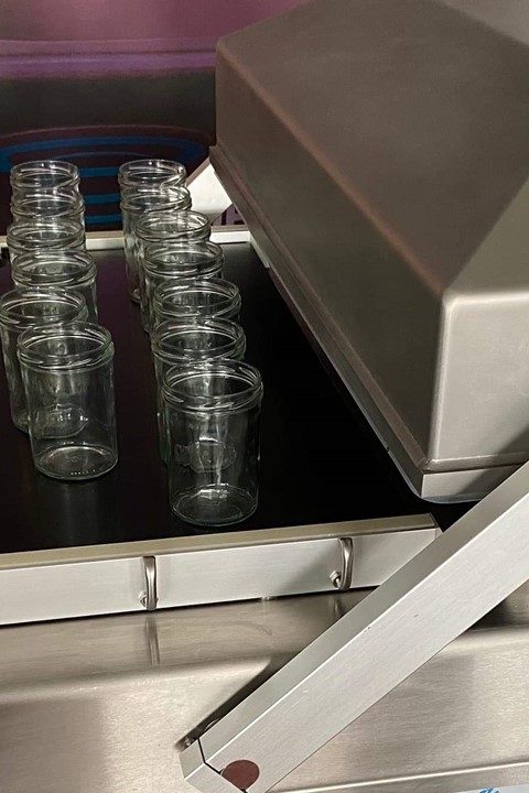 Weck in Polar chamber vacuum sealer.jpg